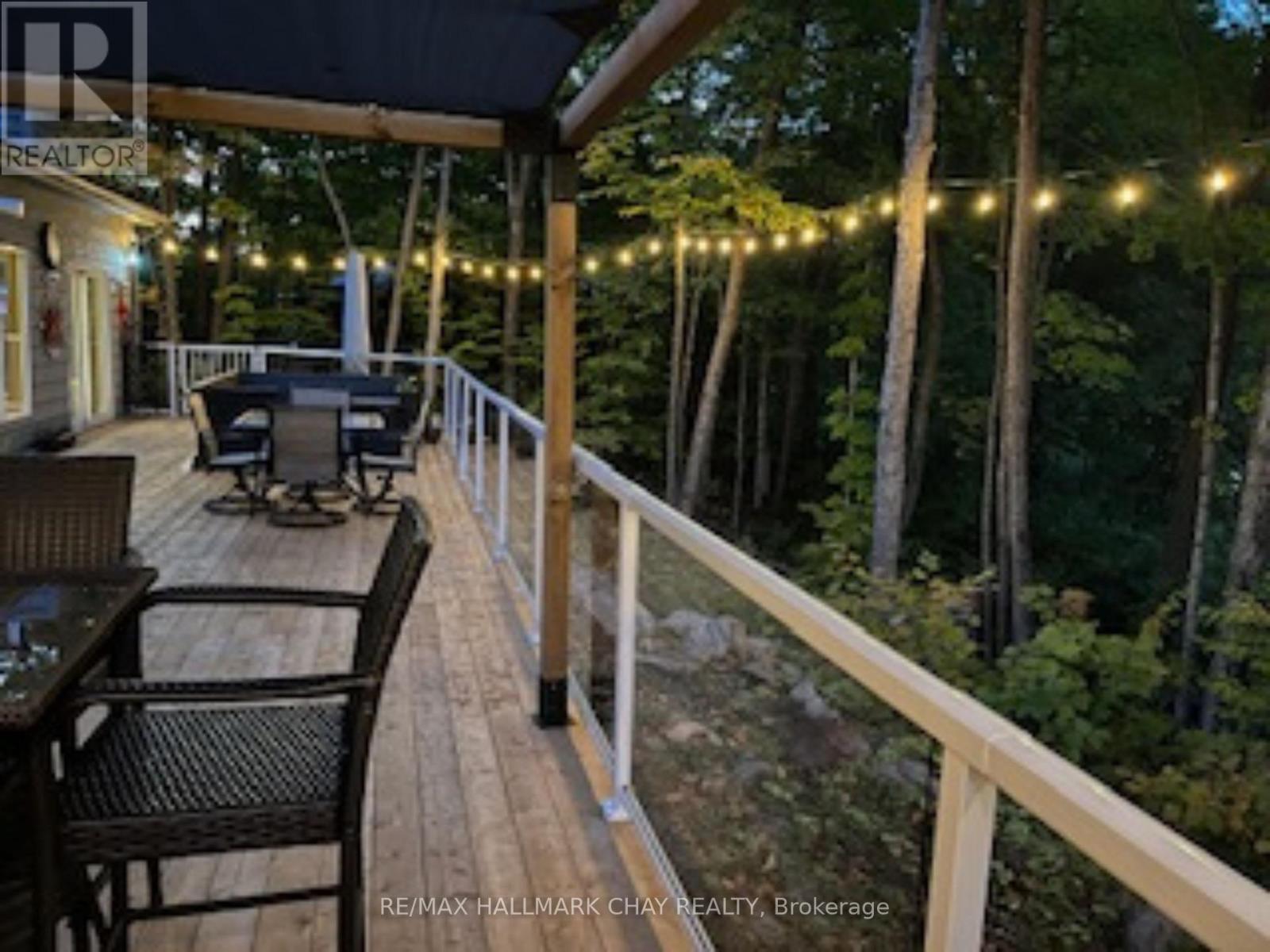 3285 ROCKCLIFFE COURT - 36