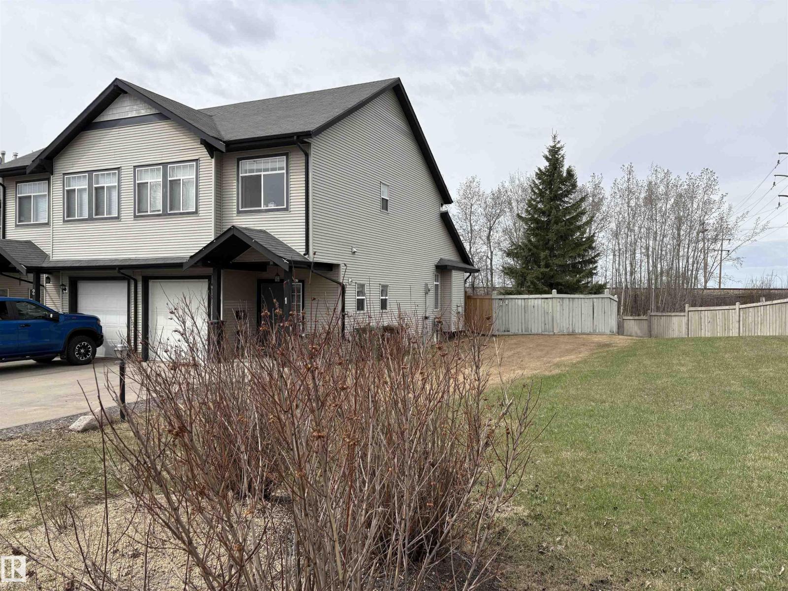 1 30 LEVASSEUR RD, St. Albert