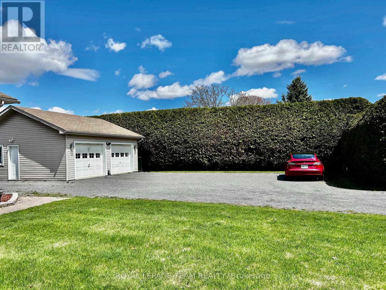 955 LACROIX ROAD - 3