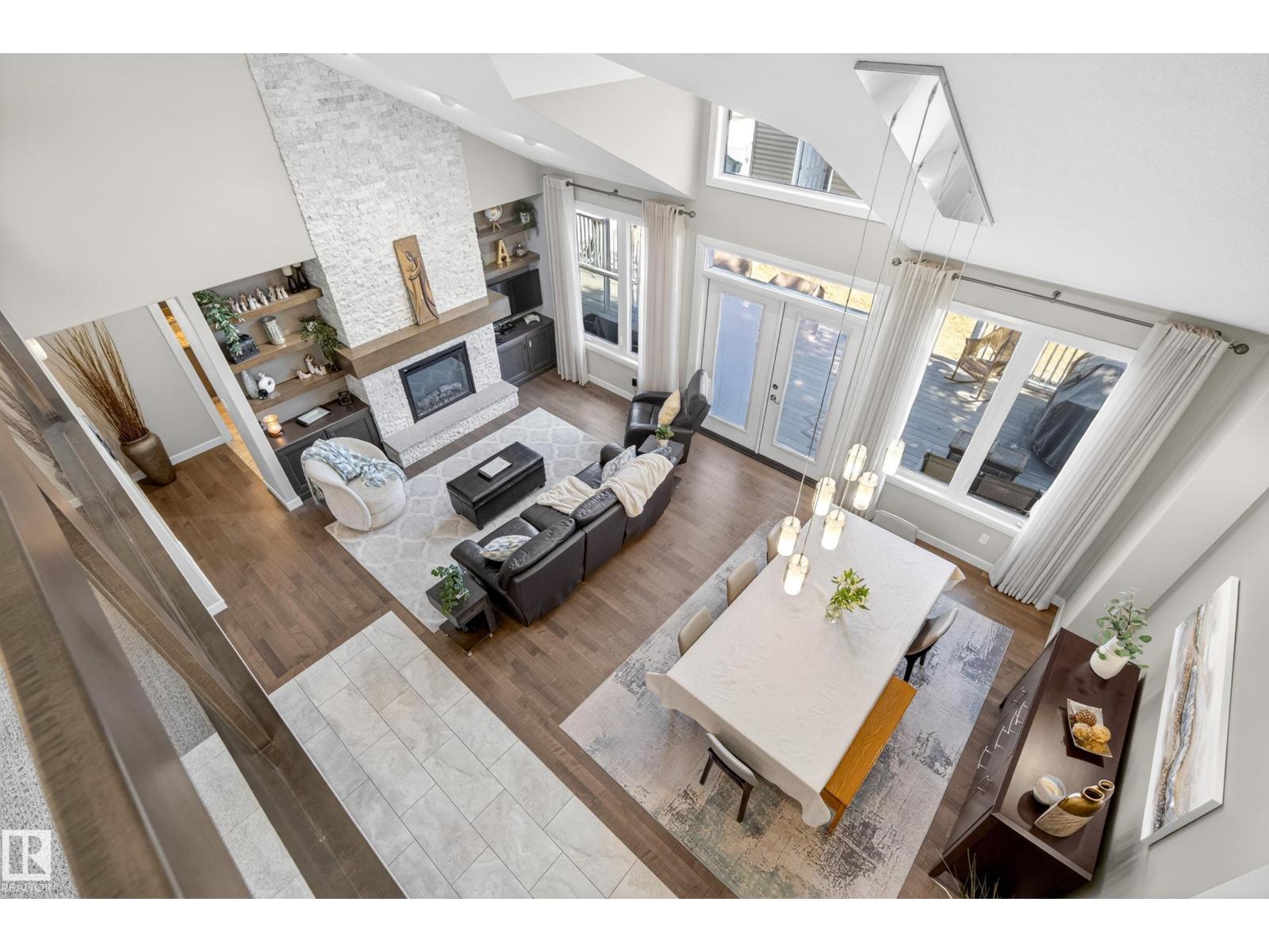 9245 87 ST NW - 32