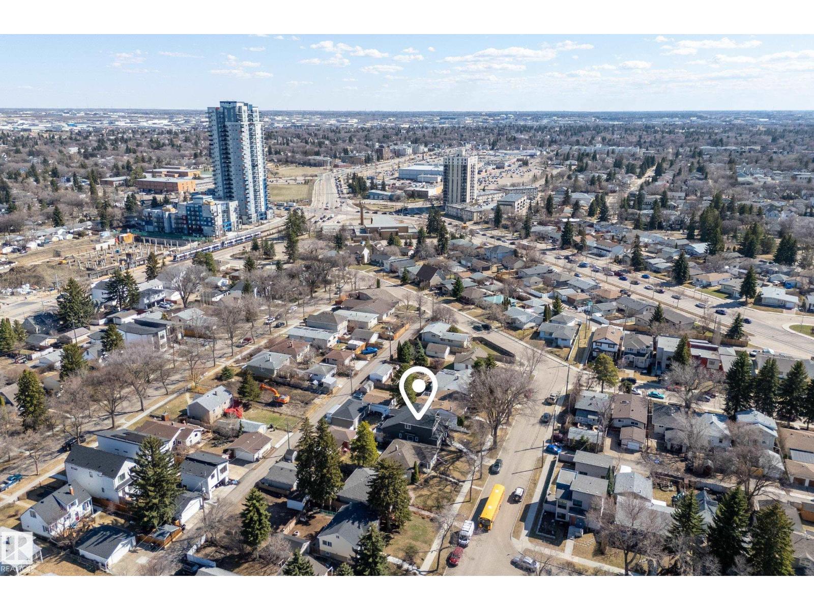 9245 87 ST NW - 60