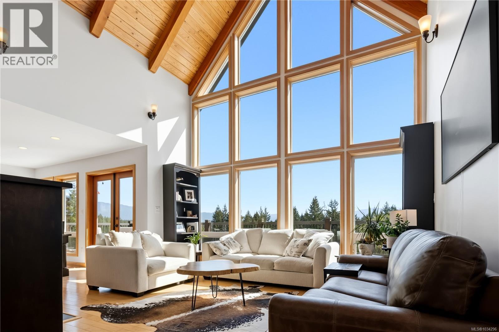 5070 Katherine Dr - Image 2