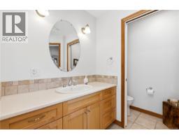 5070 Katherine Dr, Port Alberni, BC V9Y9E4 Photo 36