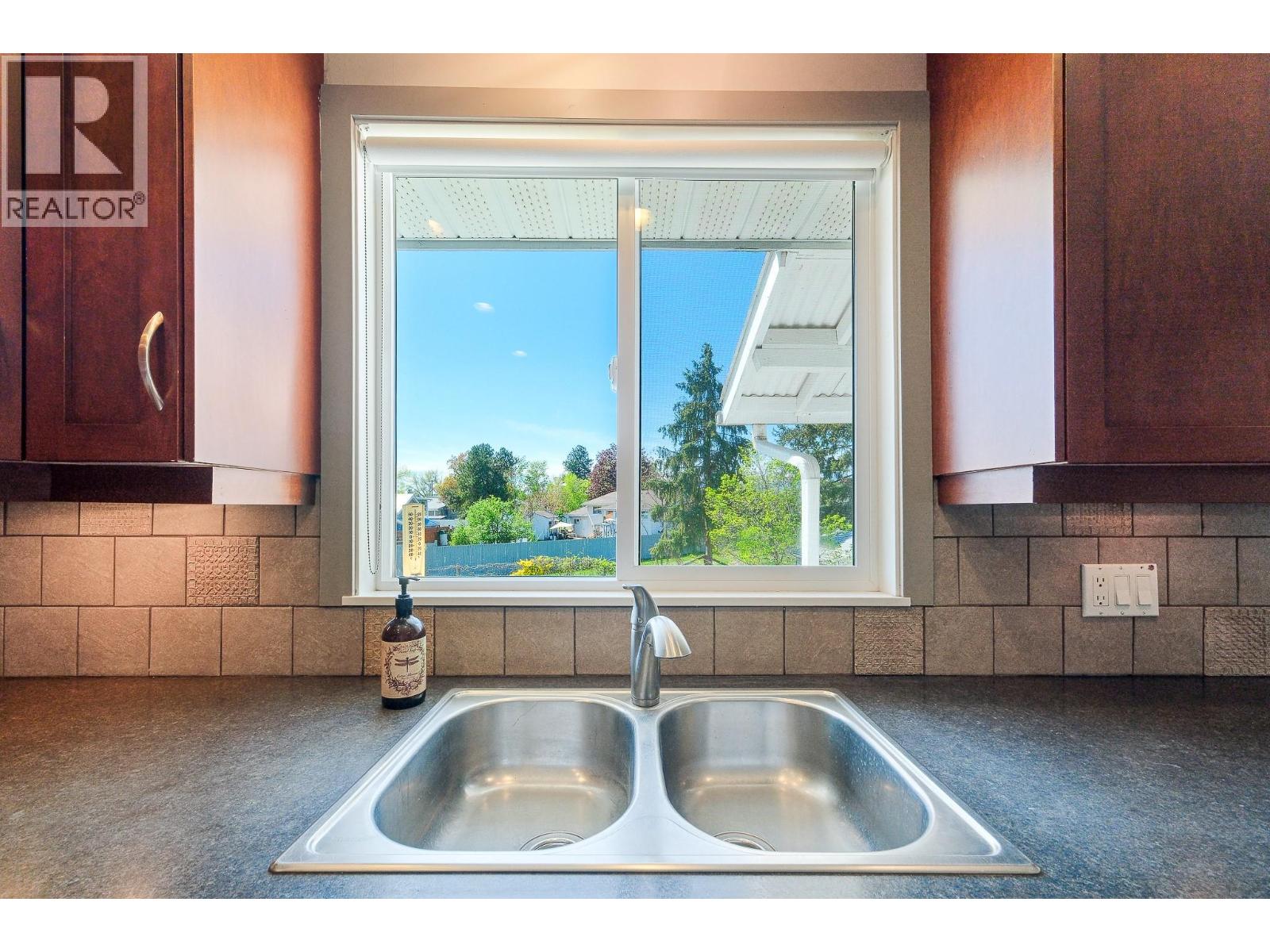 440 Molnar Road - 5