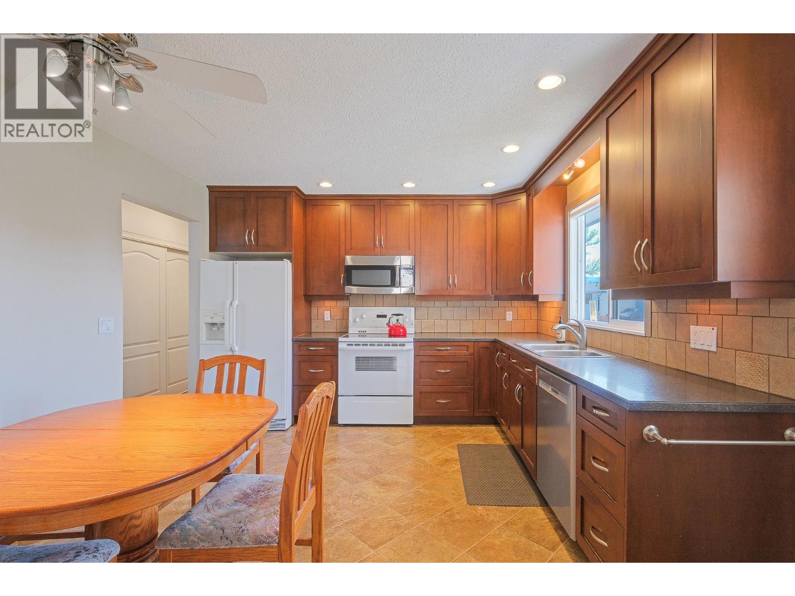440 Molnar Road - 6