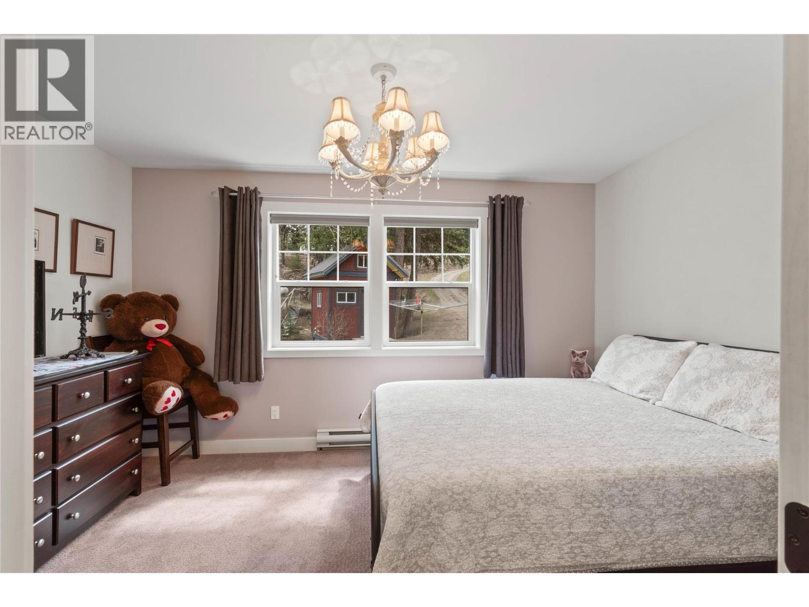 3461 RED LAKE Drive - 24