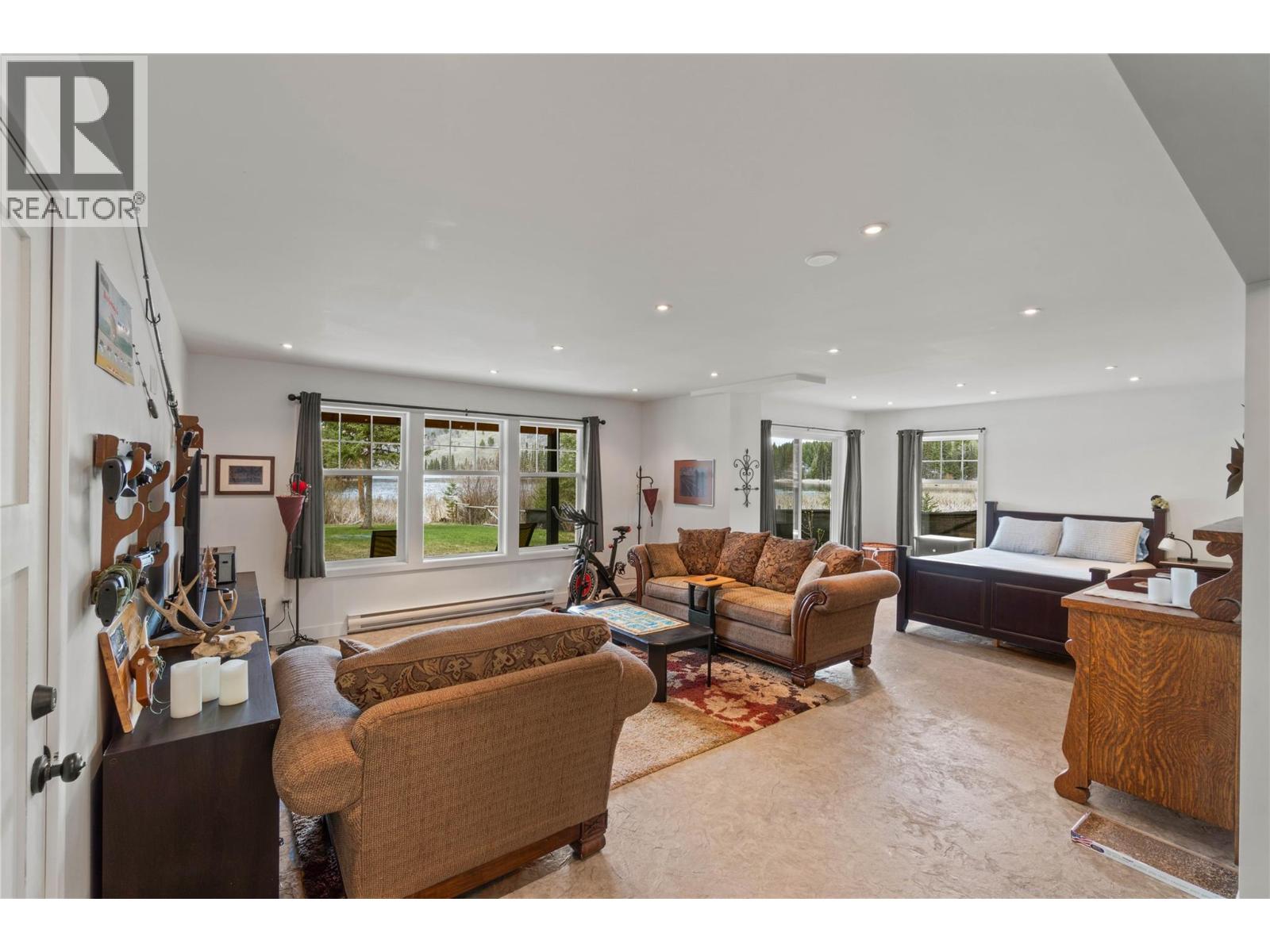 3461 RED LAKE Drive - 27