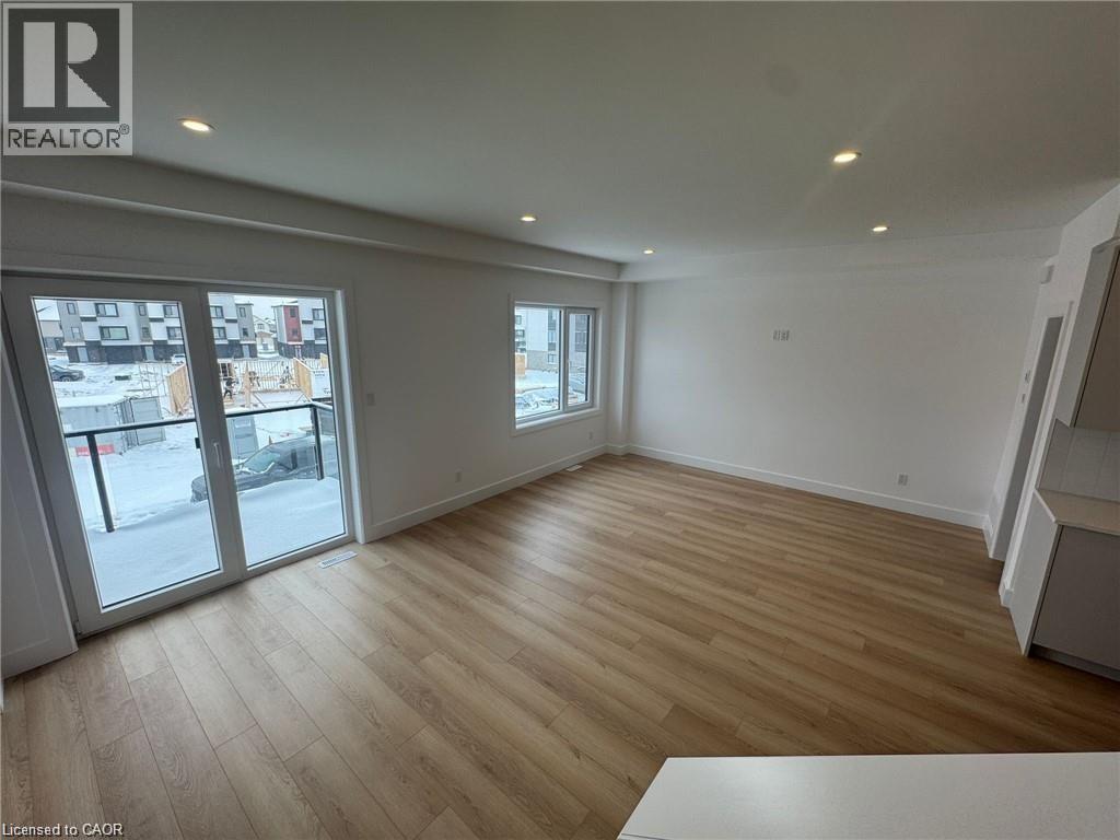4255 LISMER Lane Unit# 21, London, Ontario, N6L0B9 — Photo 8