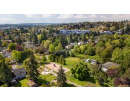 19426 63a Avenue, Surrey, BC V3S7L6 Photo 25