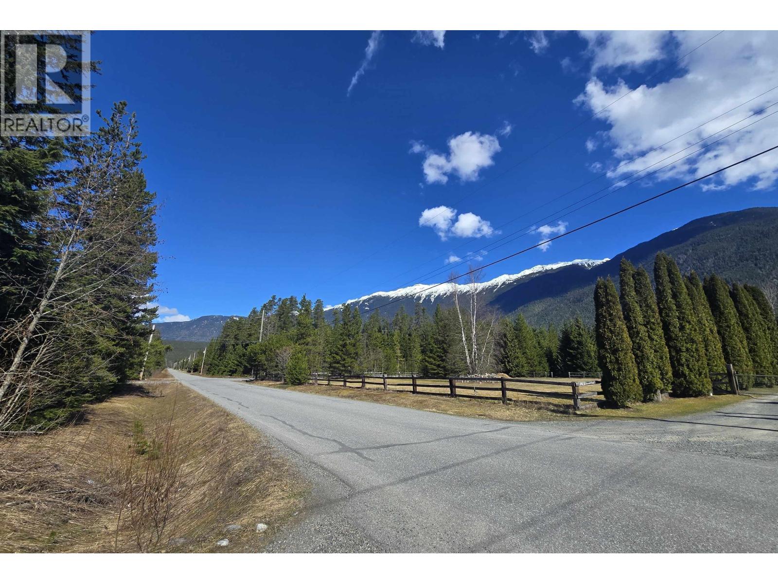 405 SOCKEYE CREEK STREET - 35
