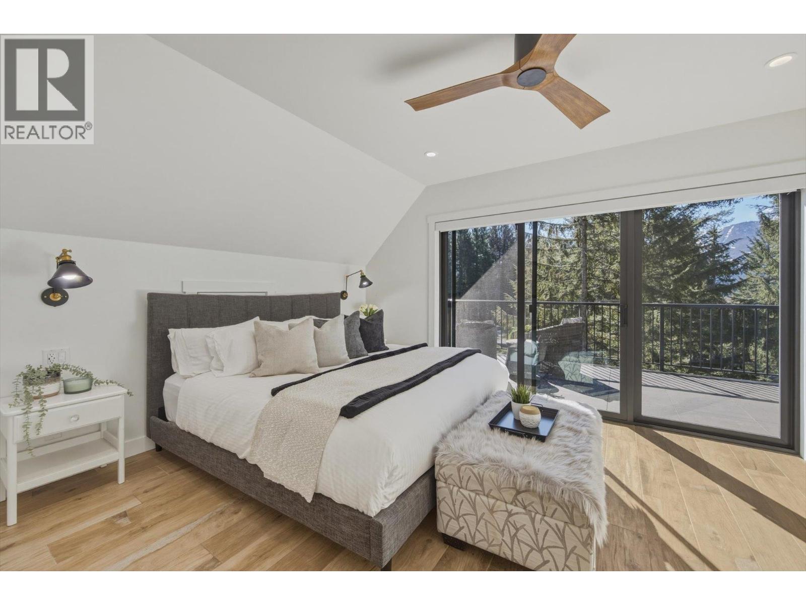 8353 RAINBOW DRIVE, Whistler