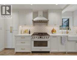 8353 Rainbow Drive, Whistler, BC V8E0G1 Photo 16