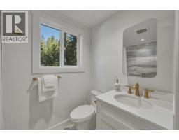 8353 Rainbow Drive, Whistler, BC V8E0G1 Photo 20