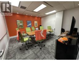 230 171 W 171 West Esplanade Avenue, North Vancouver, BC V7M3G7 Photo 6