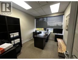 301 2609 Westview Drive, North Vancouver, BC V7N4M2 Photo 10