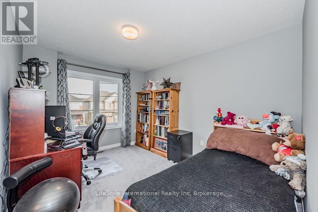 55 POVEY ROAD - 34