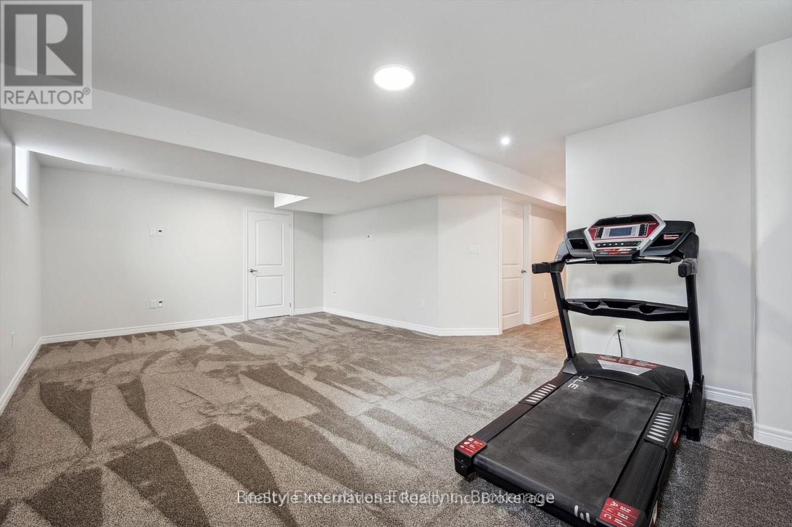 55 POVEY ROAD - 37