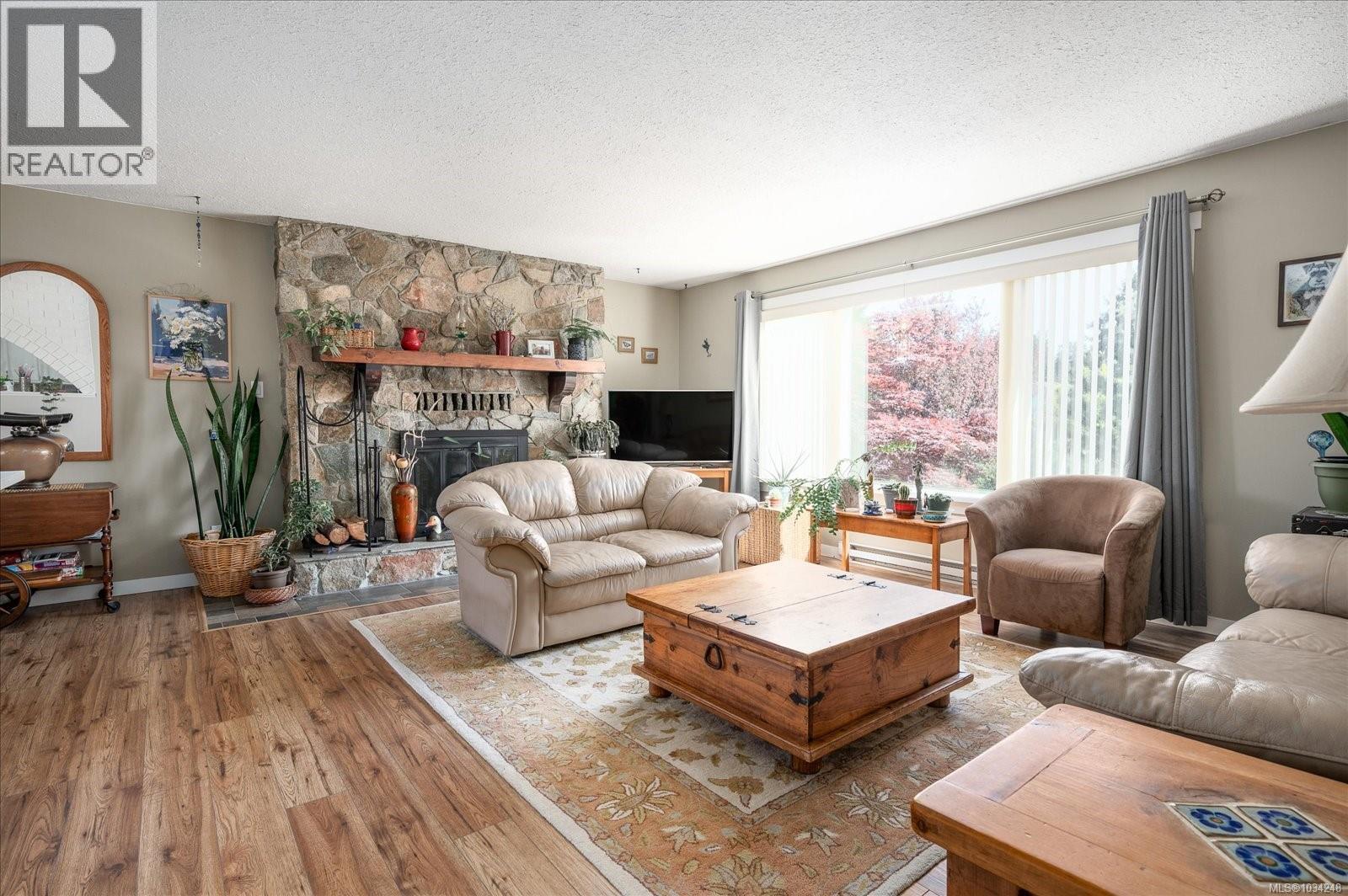 1583 Juan De Fuca Blvd - 30