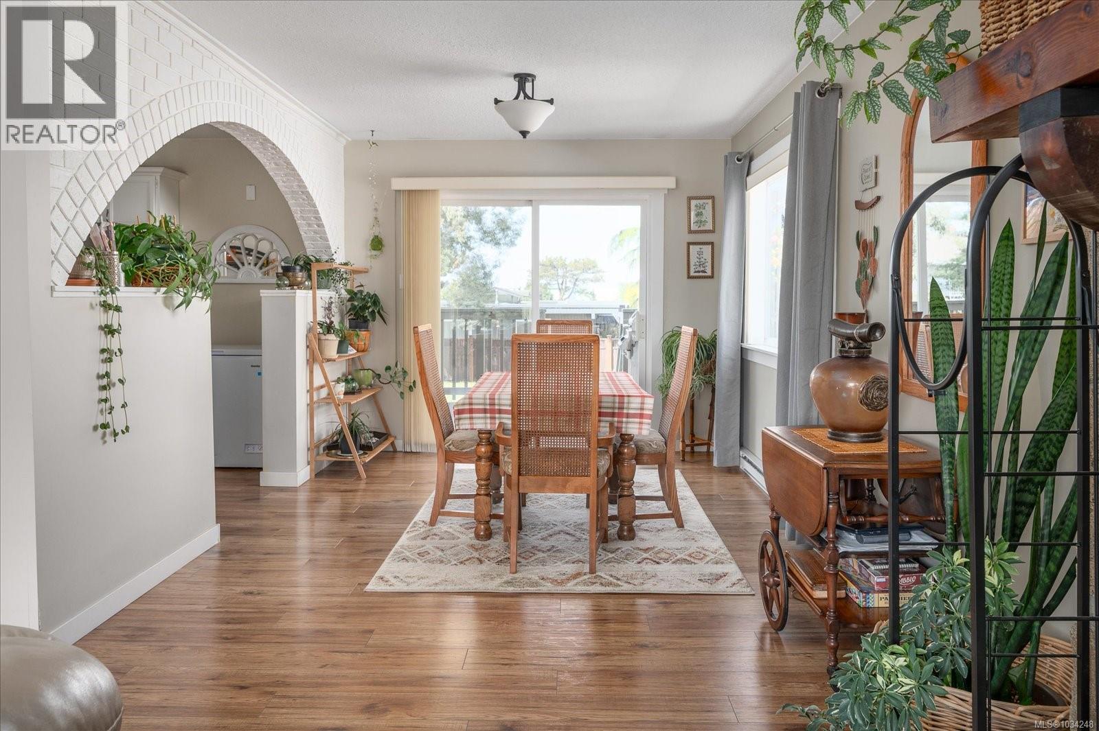 1583 Juan De Fuca Blvd - 32