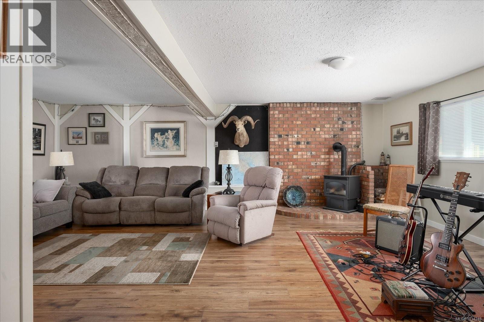 1583 Juan De Fuca Blvd - 35