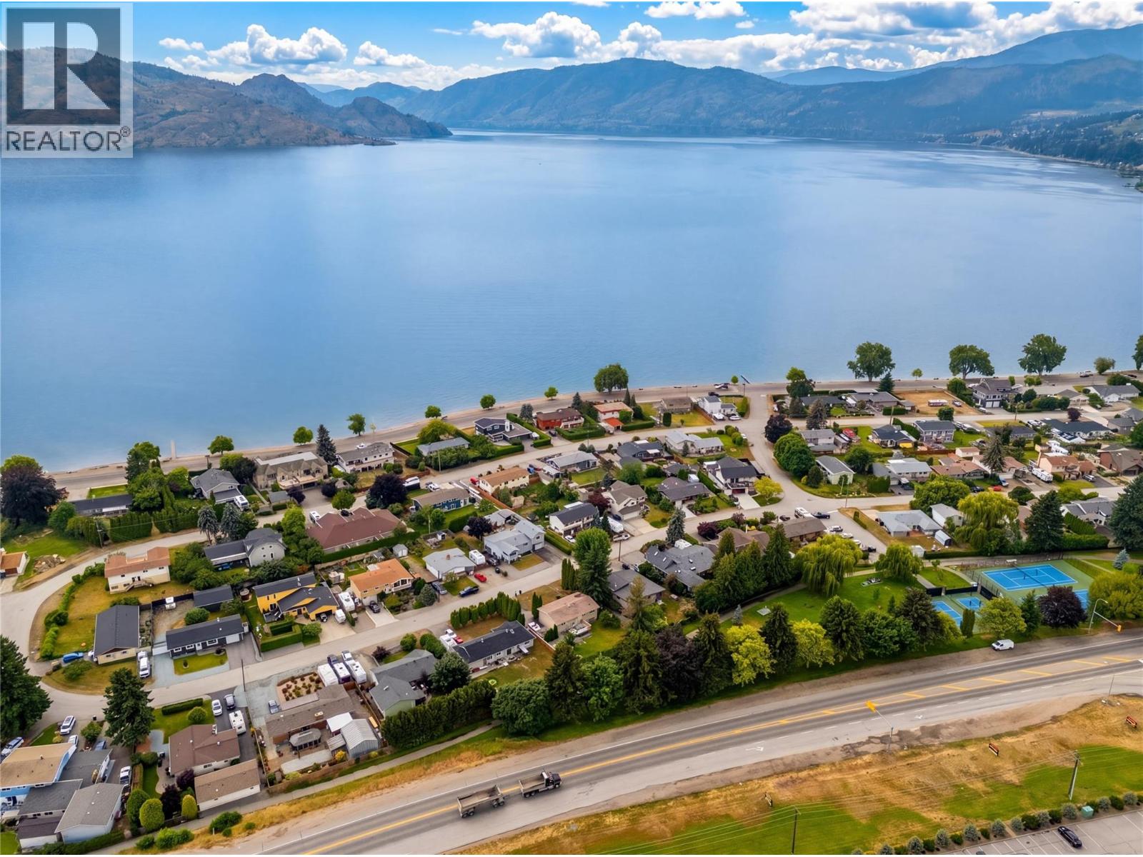 #A 4032A Lake Avenue - 6