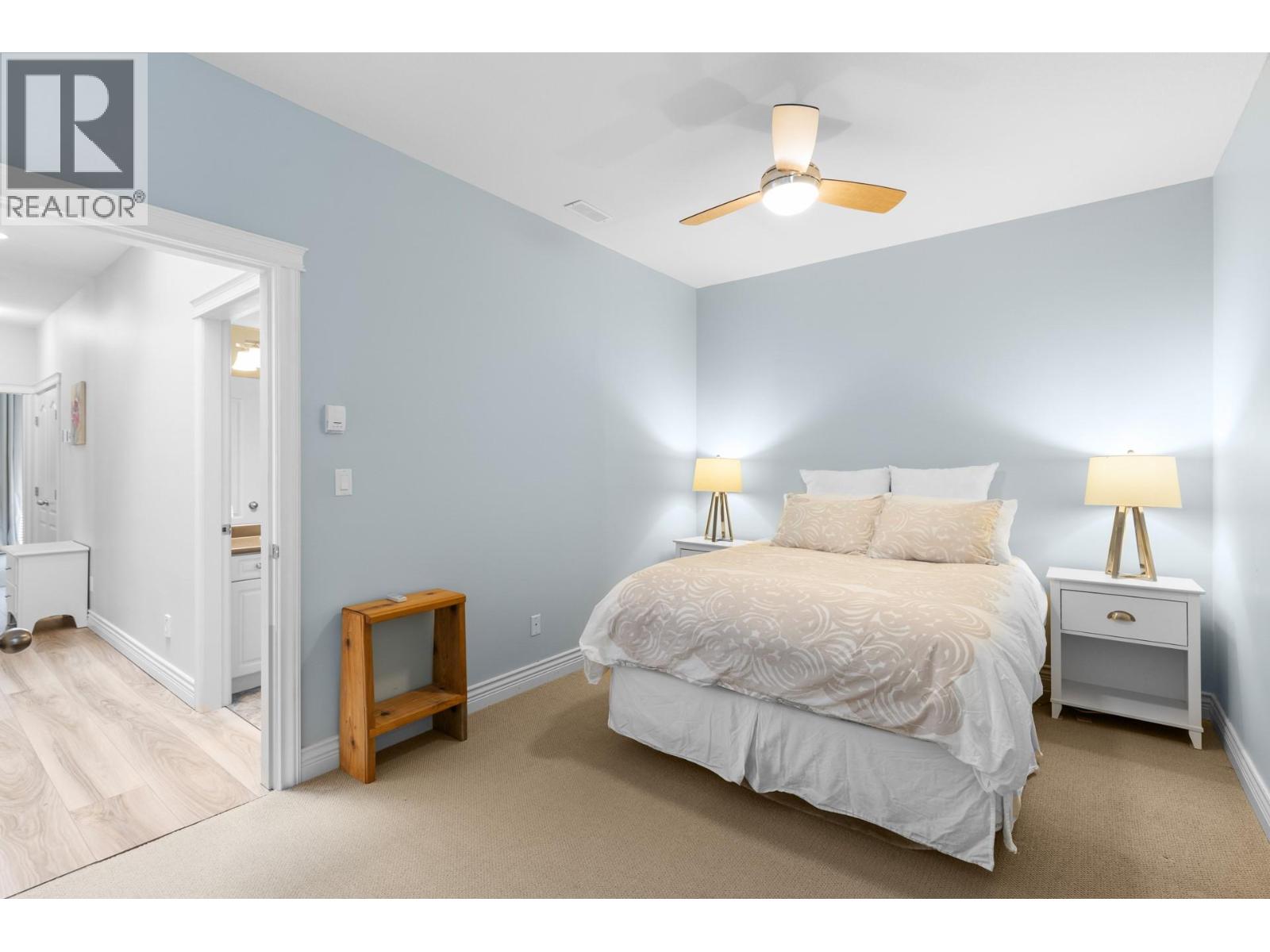 4032A Lake Avenue Unit# A, Peachland