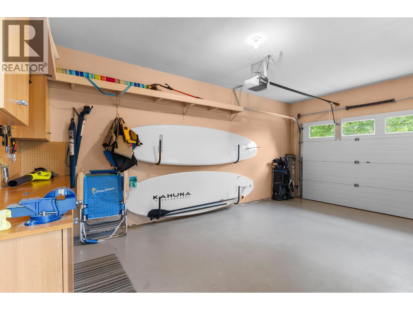 4032A Lake Avenue Unit# A, Peachland