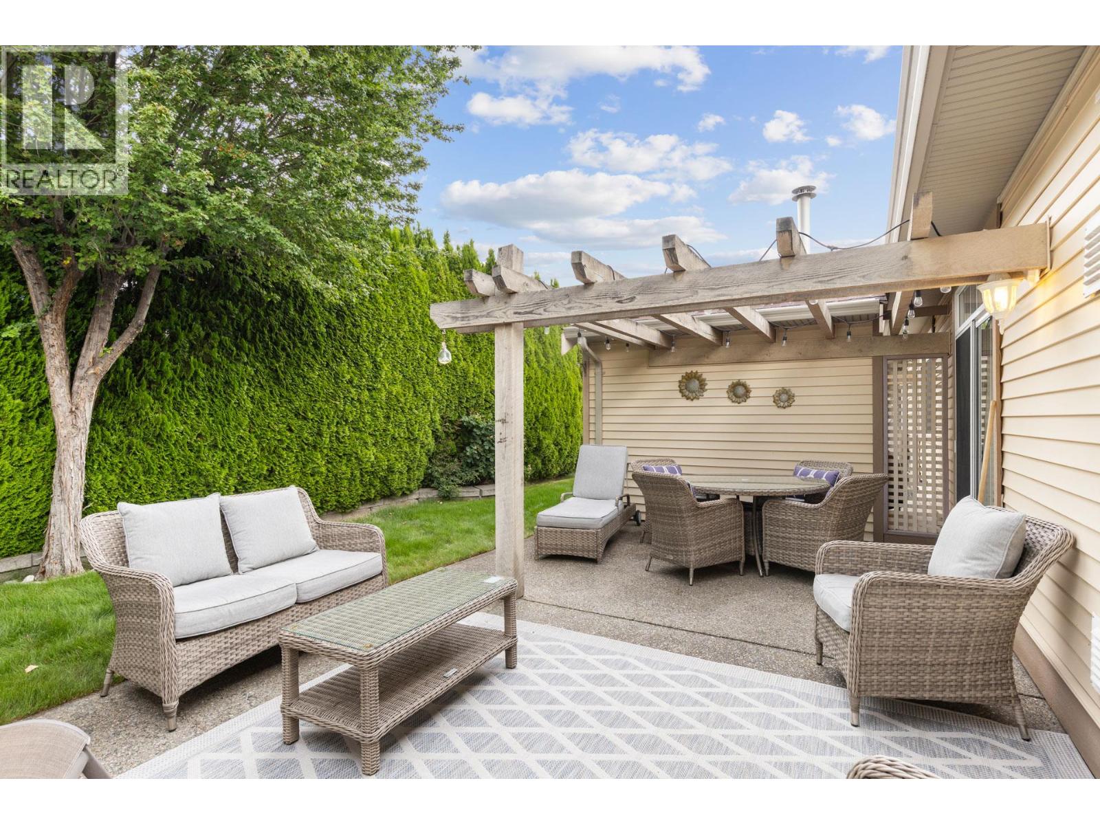 4032A Lake Avenue Unit# A, Peachland