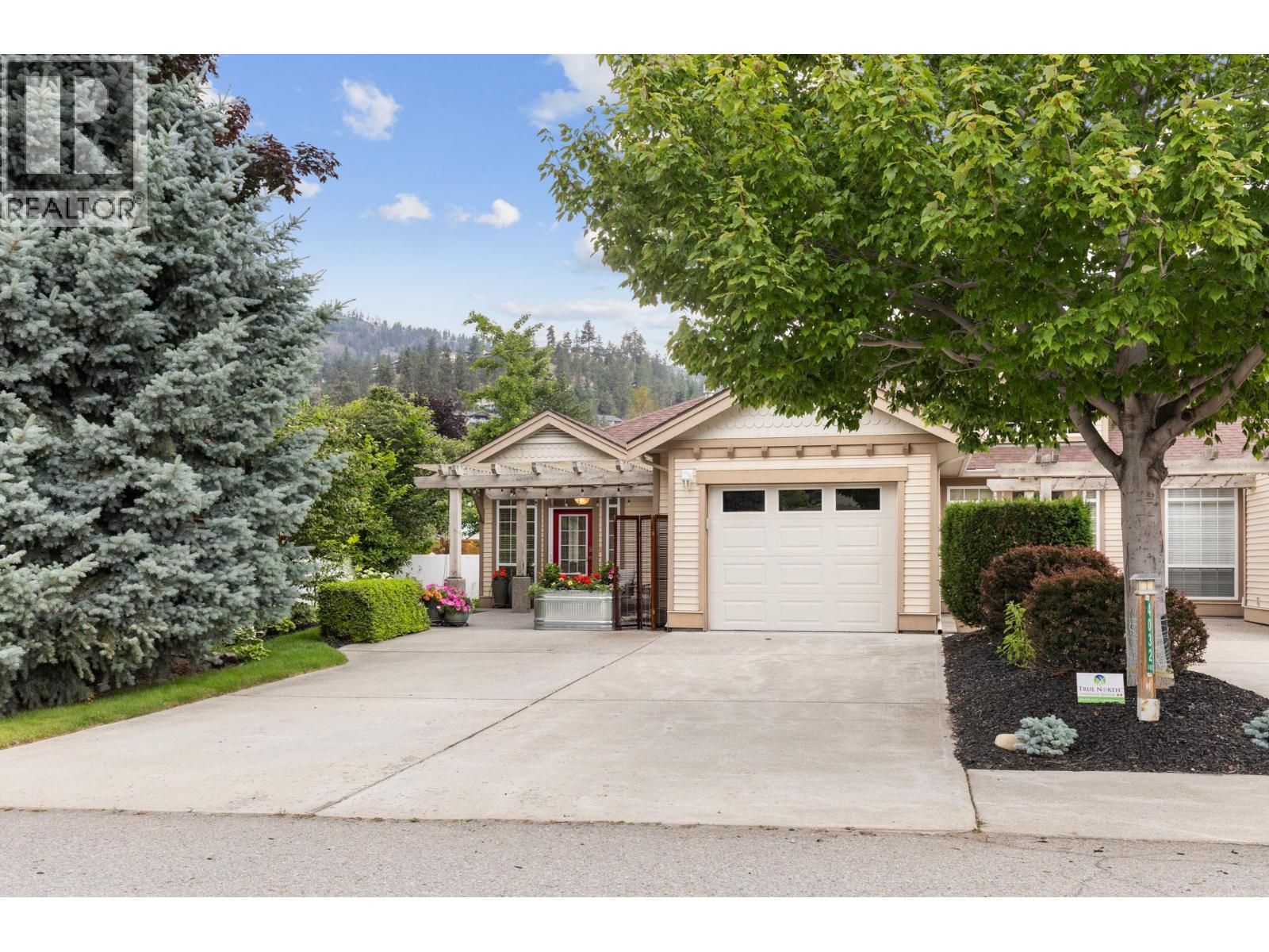 4032A Lake Avenue Unit# A, Peachland