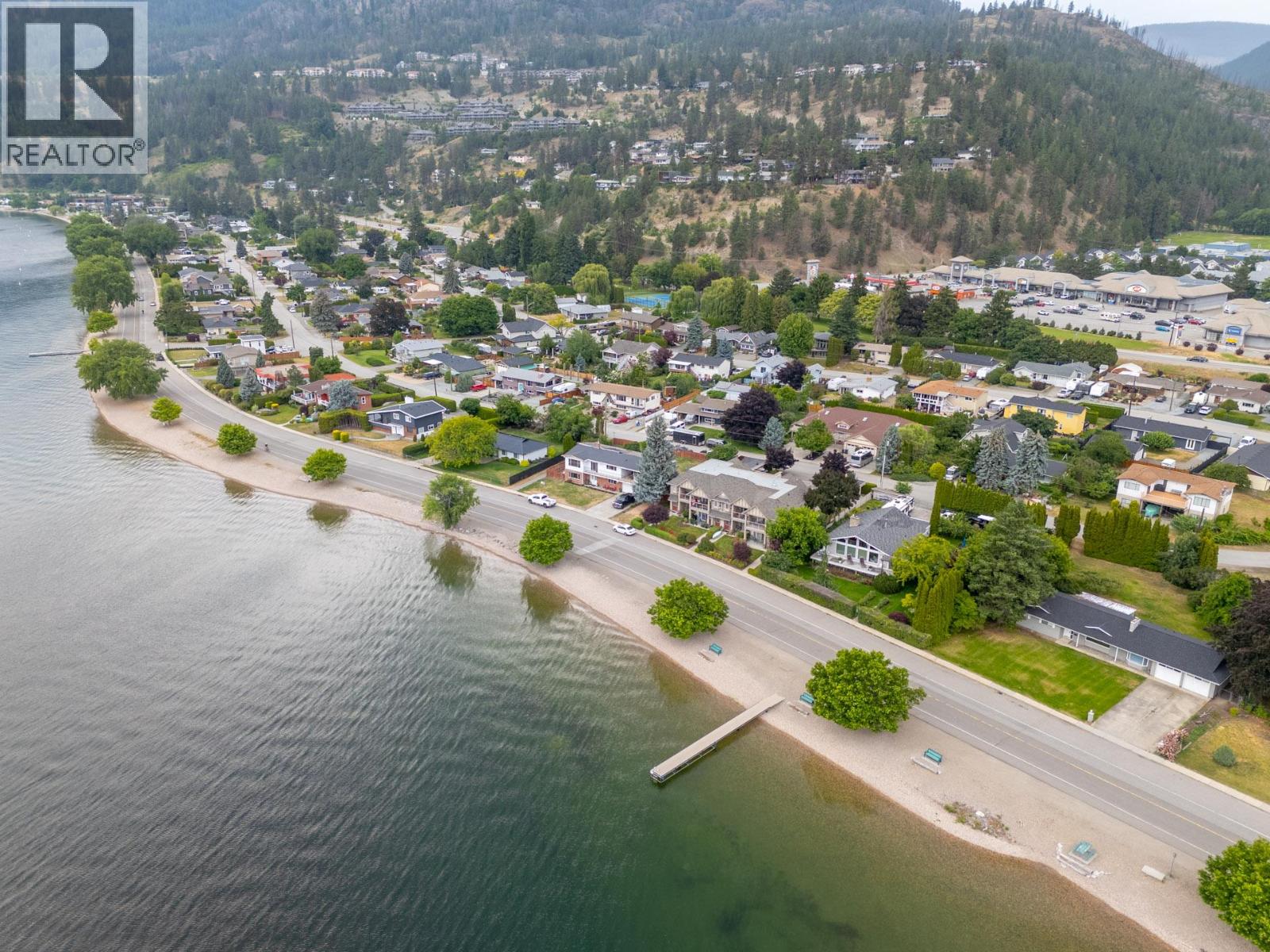 4032A Lake Avenue Unit# A, Peachland