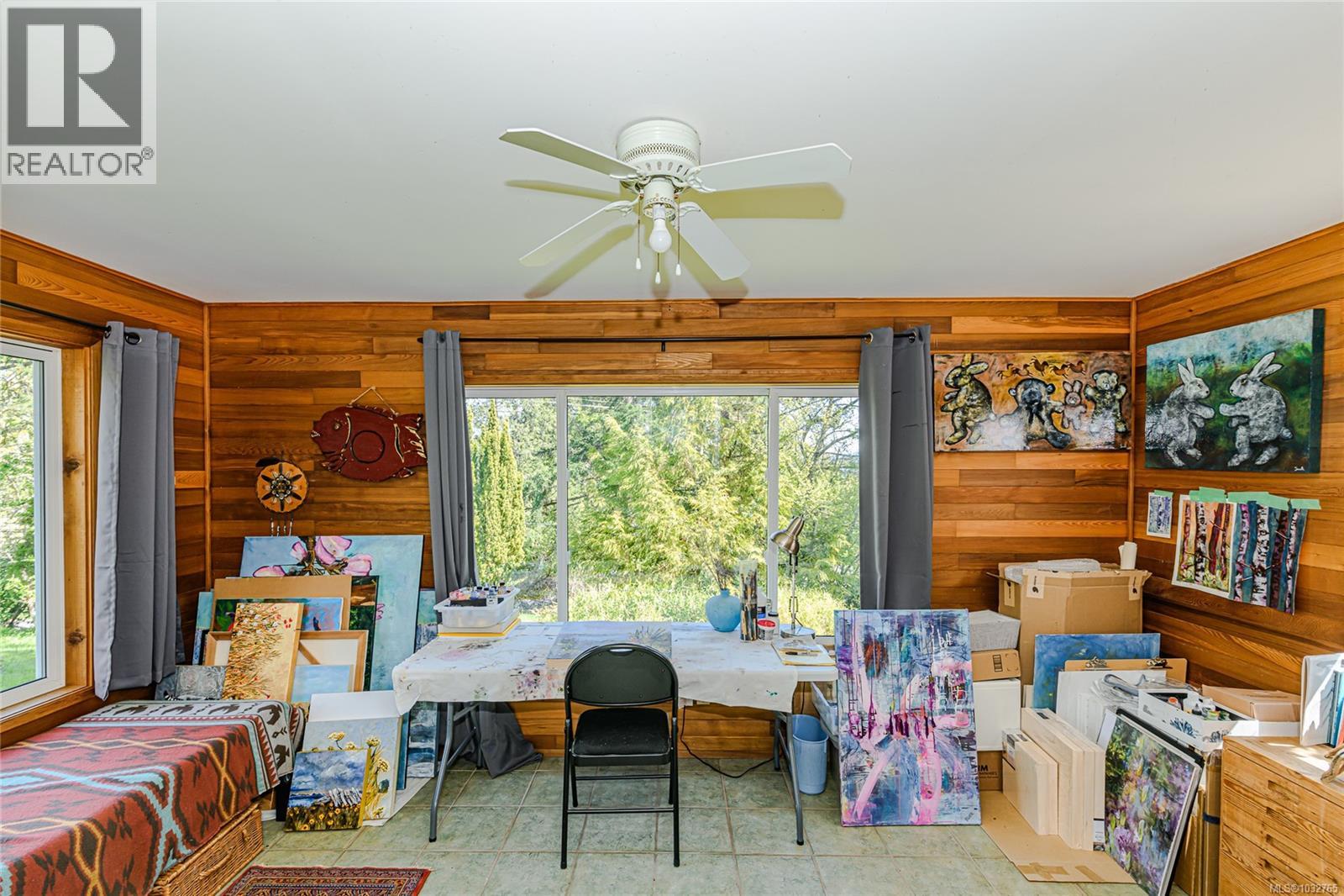  186 Arnell Way, Salt Spring