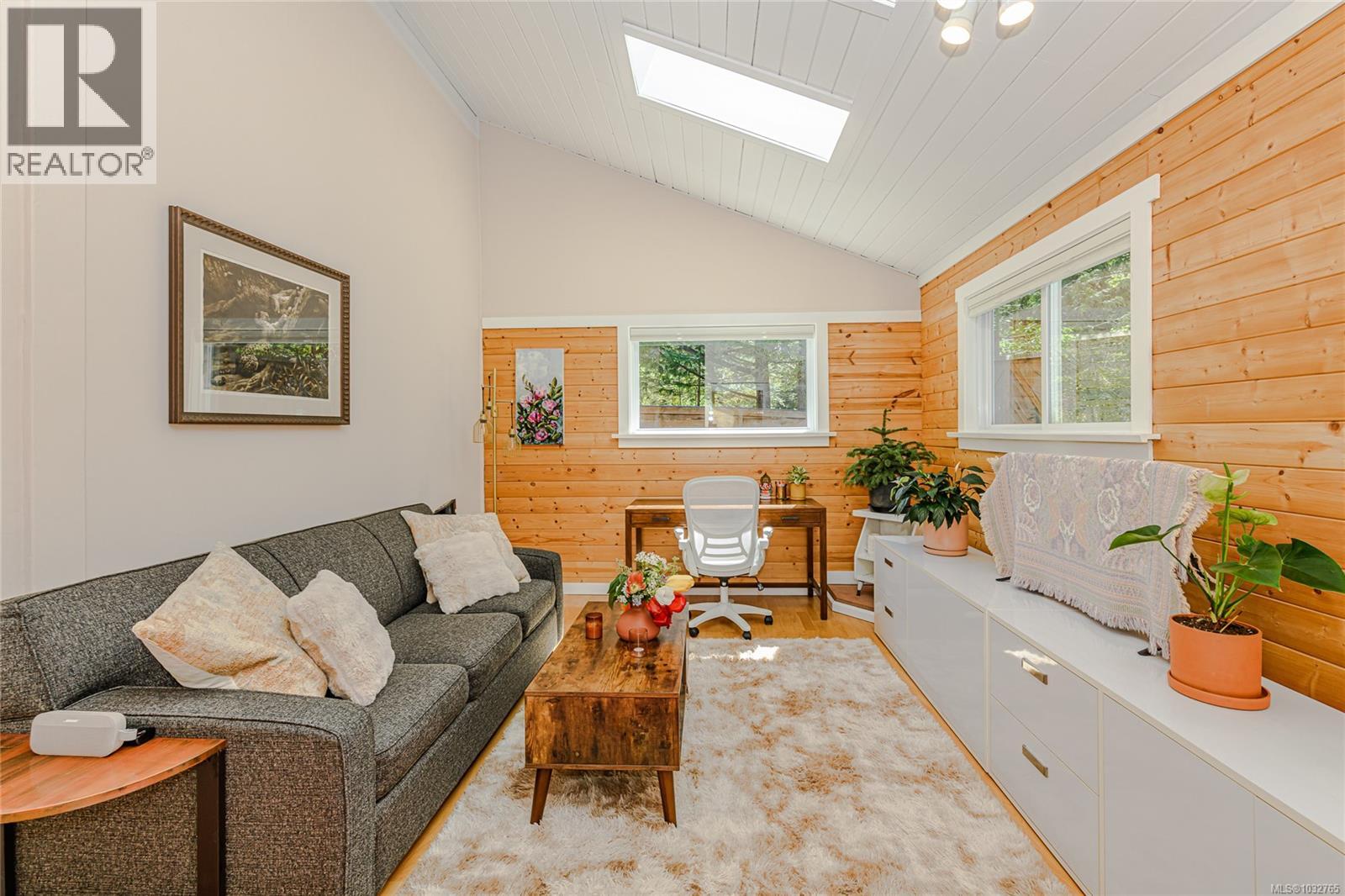  186 Arnell Way, Salt Spring