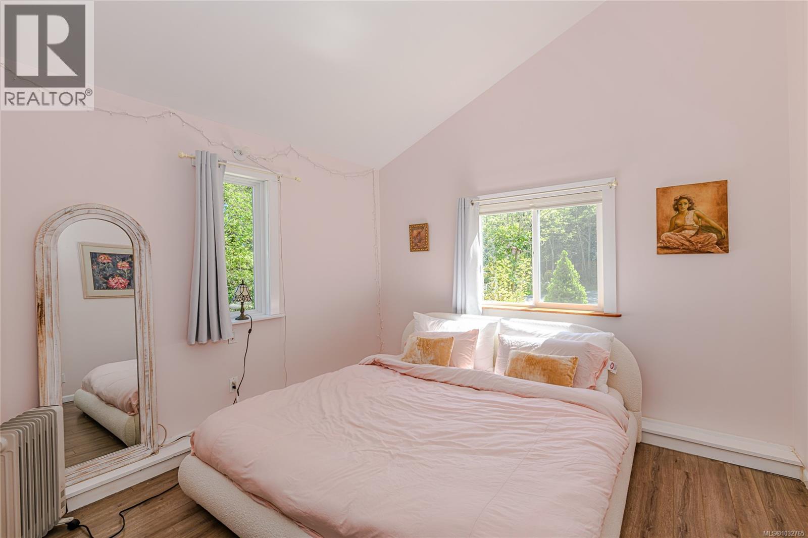  186 Arnell Way, Salt Spring