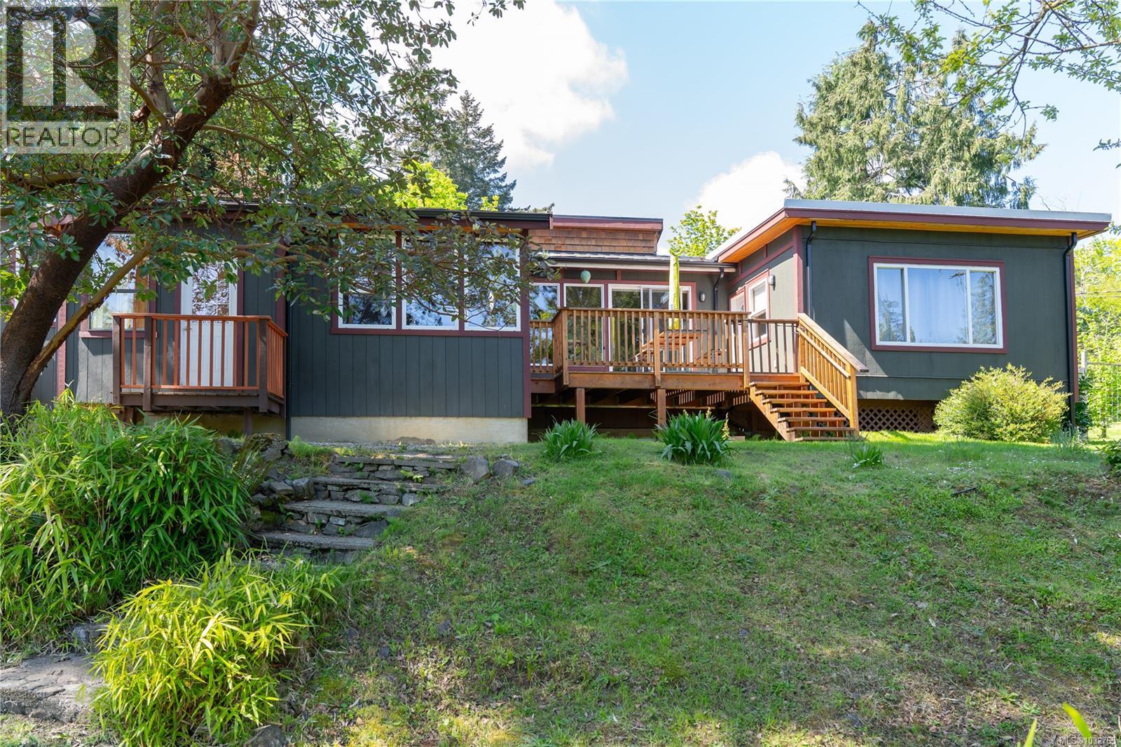  186 Arnell Way, Salt Spring