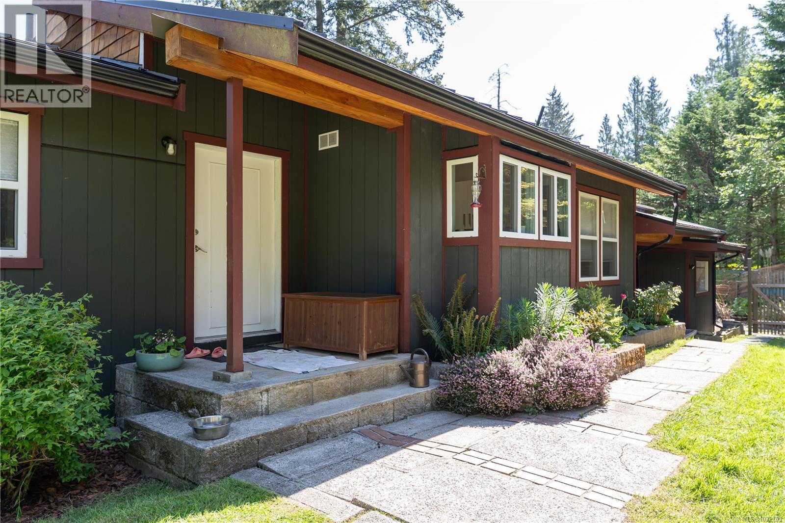  186 Arnell Way, Salt Spring