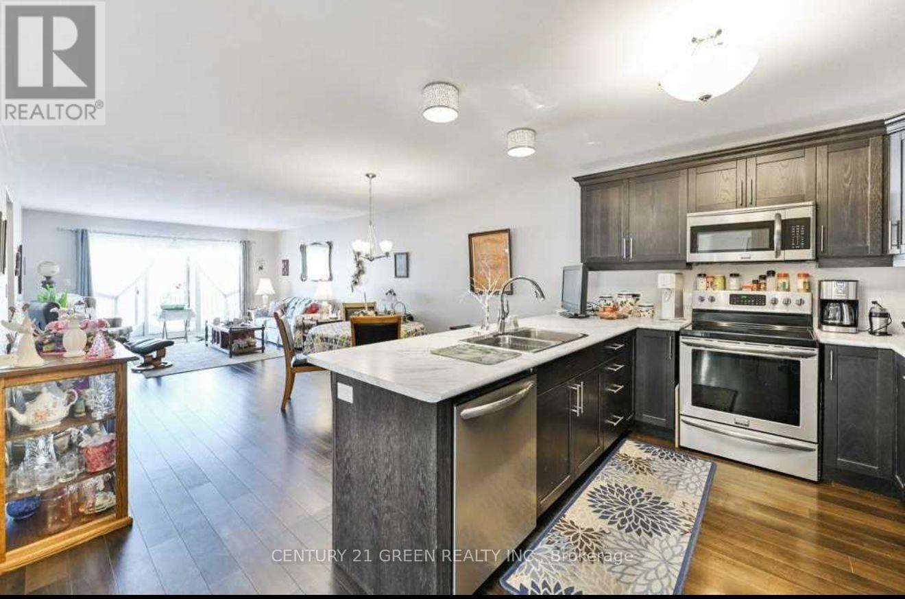100 SPRUCE GARDENS COURT - 6