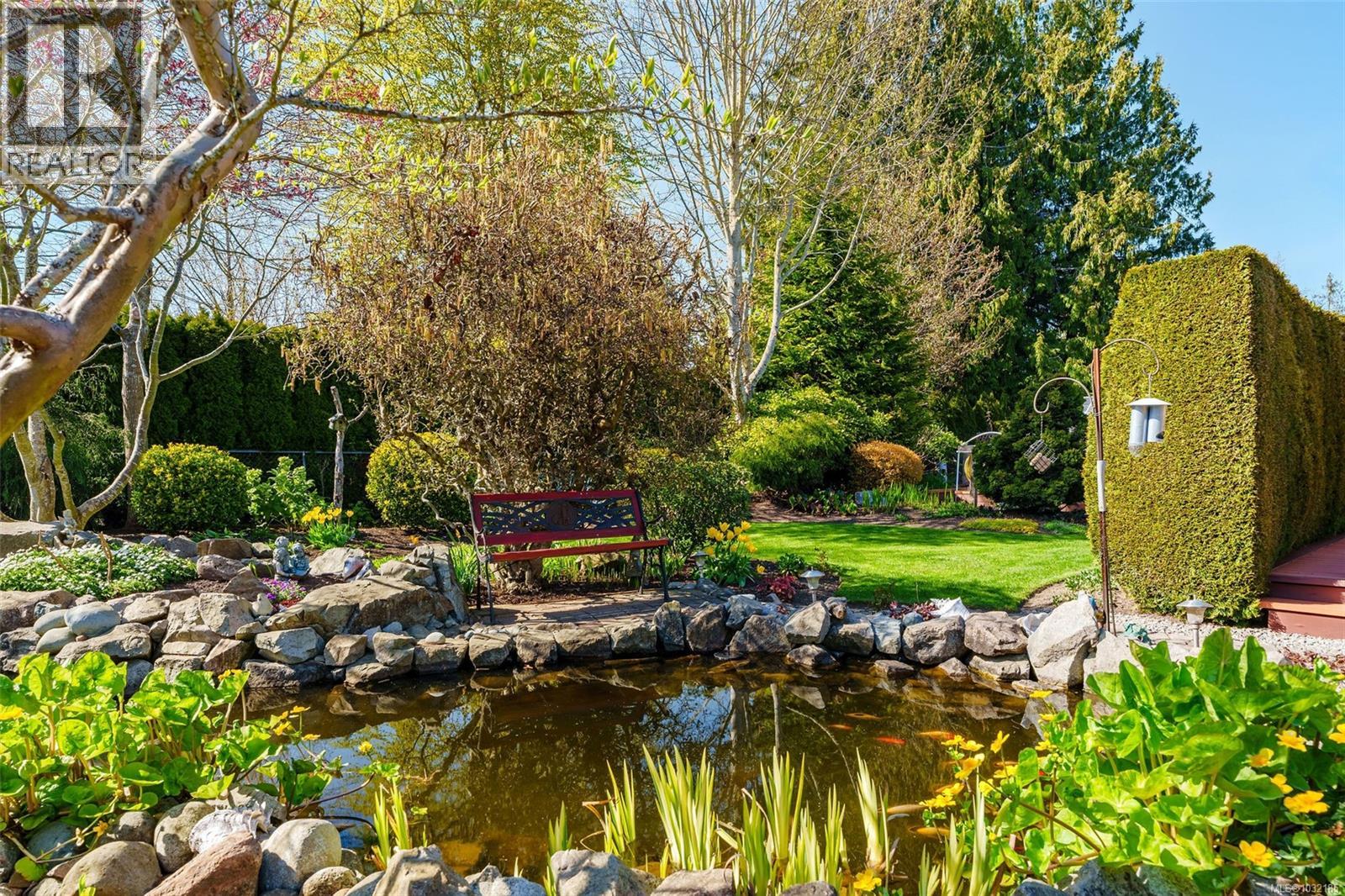 823 Glenhale Cres - 60
