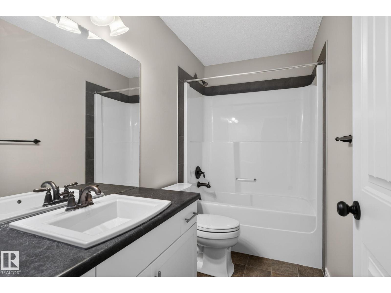 332 NELSON DR, Spruce Grove