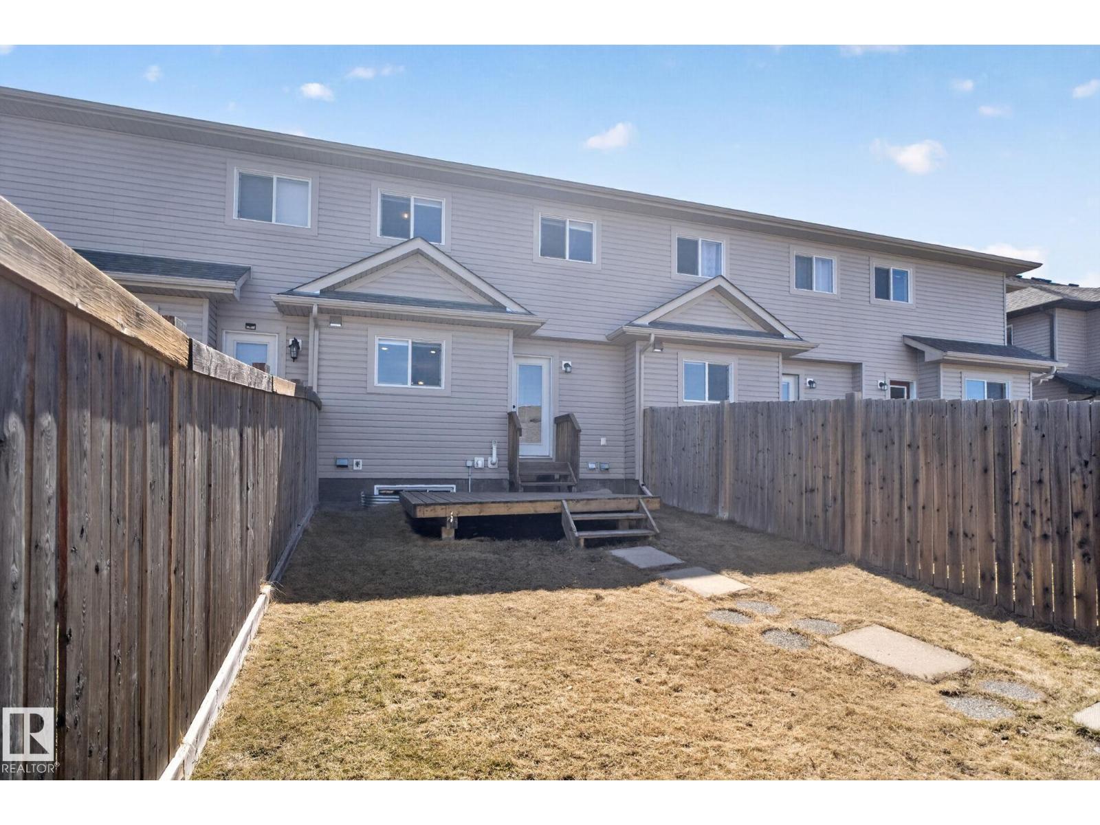 332 NELSON DR, Spruce Grove