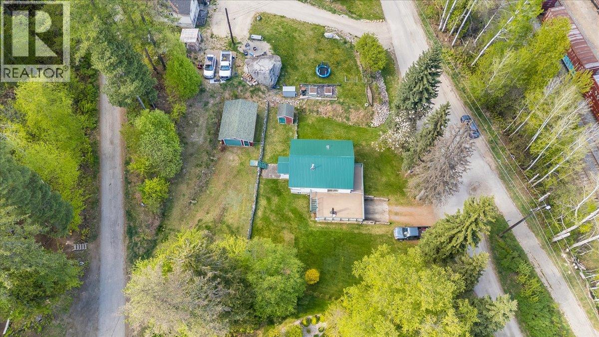 401 Lakeview Street - 16