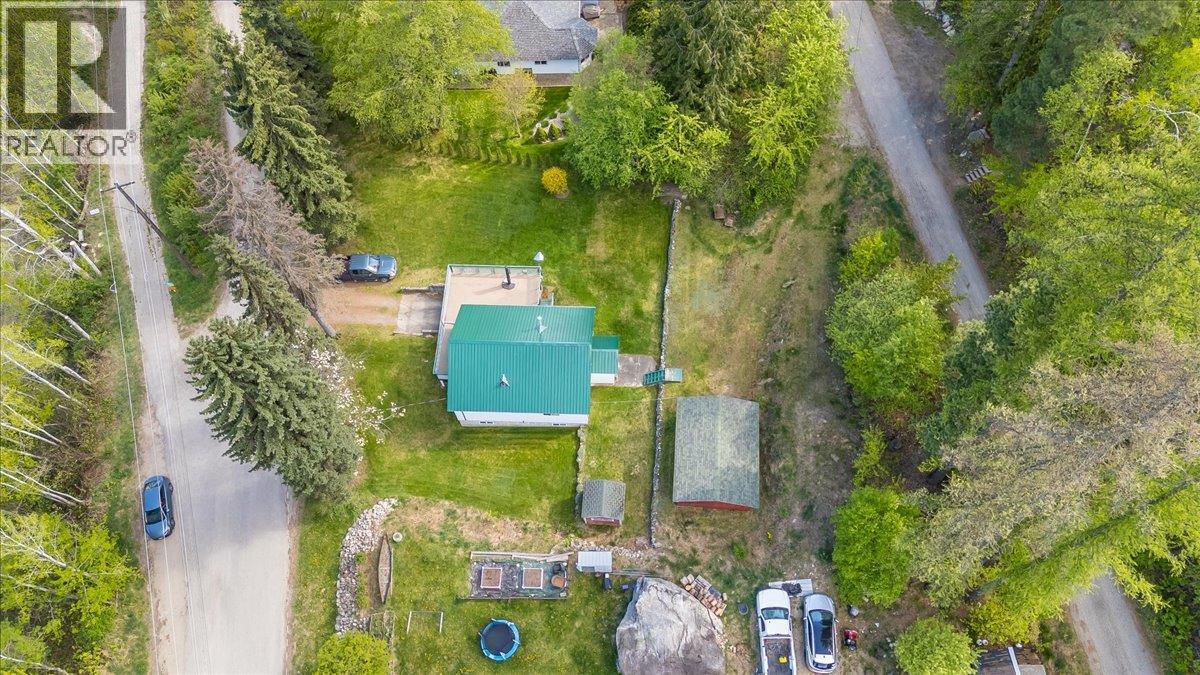 401 Lakeview Street - 17