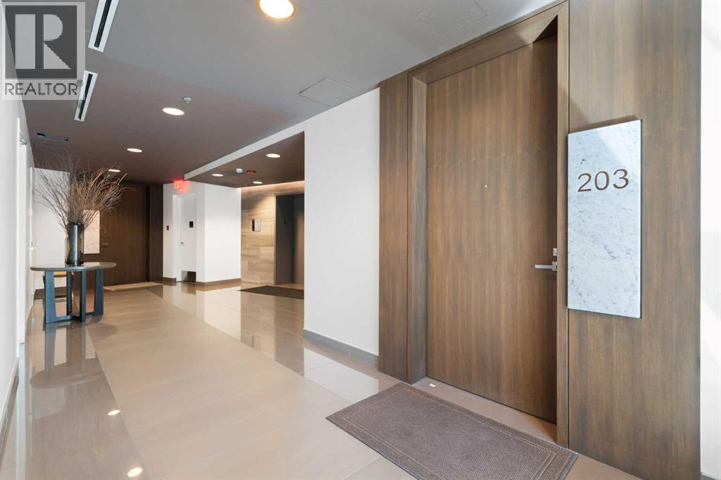 #203 137 26 Avenue SW - 4