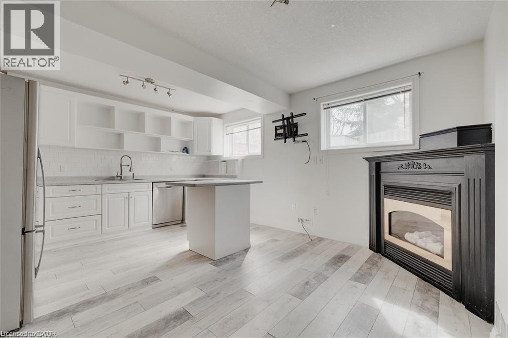 347 KEEWATIN Avenue, Kitchener, Ontario, N2B3W2 — Photo 19