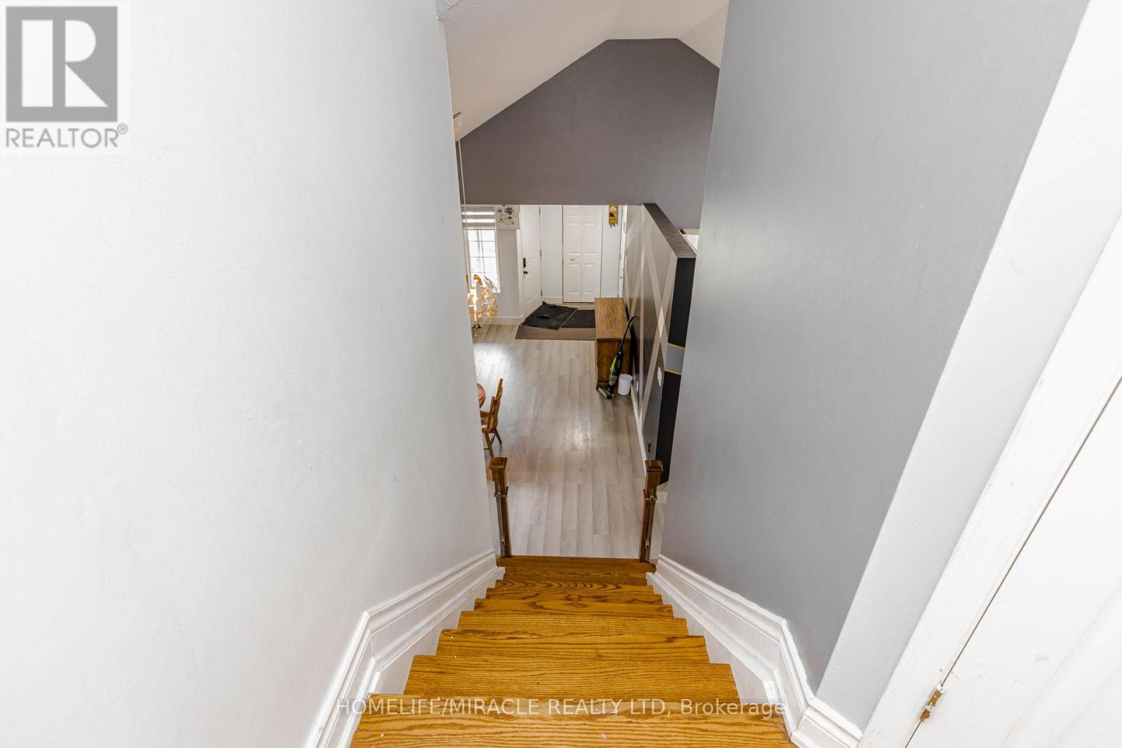 125 HAWKINS DRIVE - 28