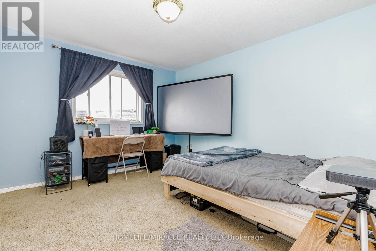 125 HAWKINS DRIVE - 29