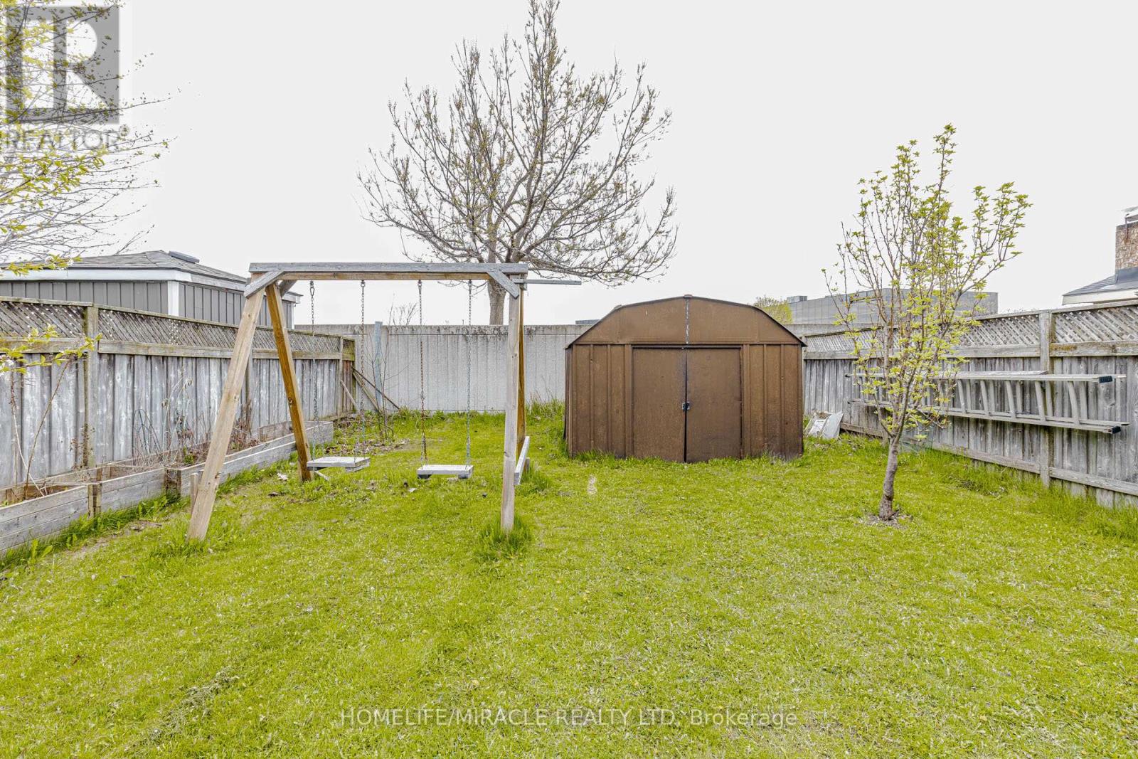 125 HAWKINS DRIVE - 44