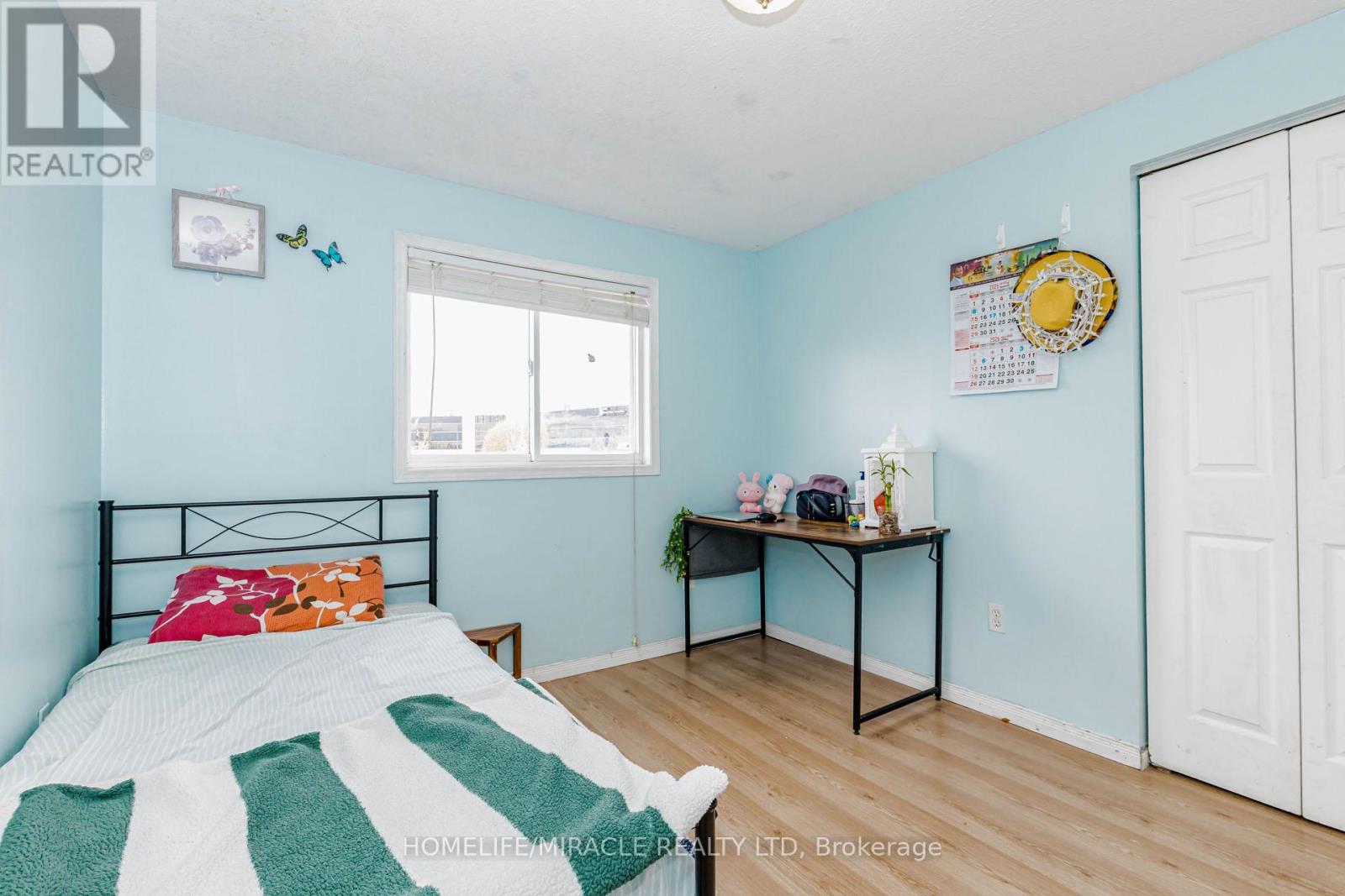125 HAWKINS DRIVE - 38
