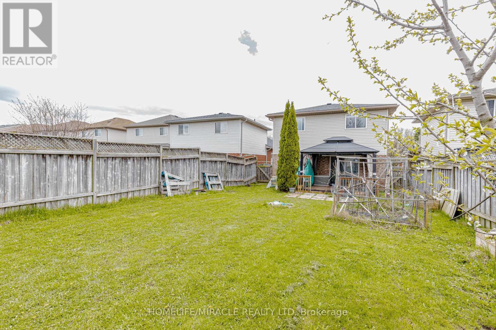 125 HAWKINS DRIVE - 47