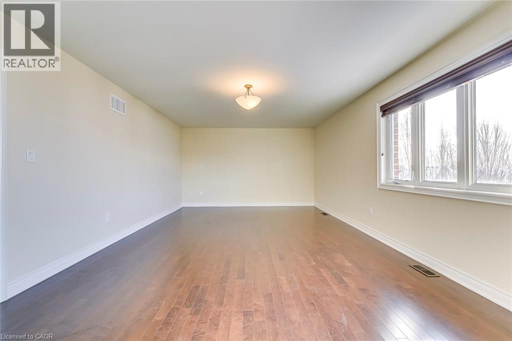 2492 CHAPLIN Road, Oakville, Ontario, L6H0A4 — Photo 17