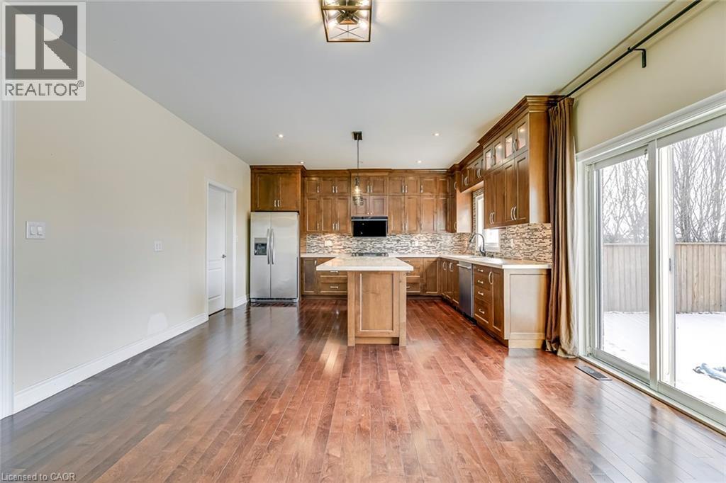 2492 CHAPLIN Road, Oakville, Ontario, L6H0A4 — Photo 8
